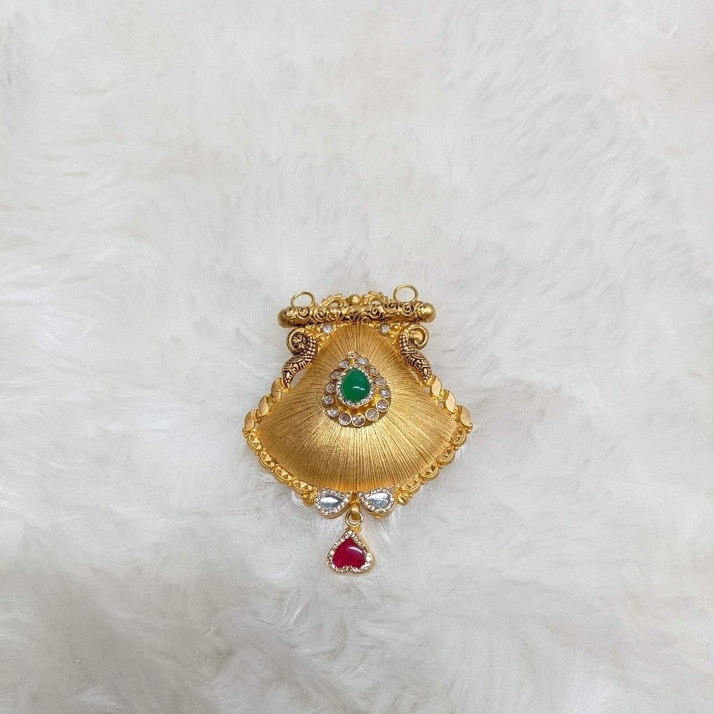 916 gold mangalsutra pendants