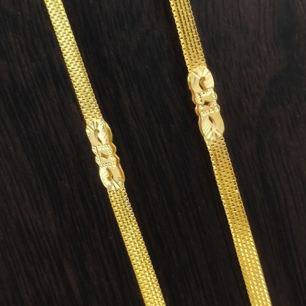 22 caret gold chain